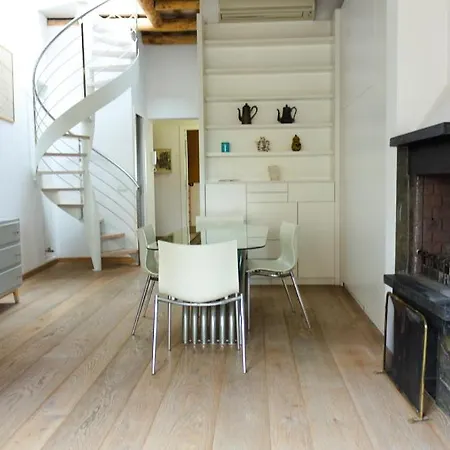 Apartment Stylish Penthouse With Terrace In Trastevere