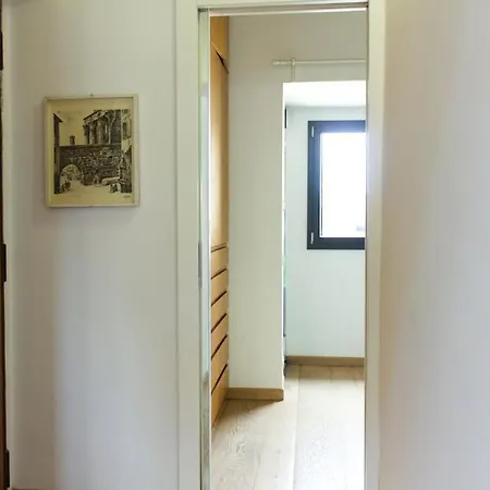 Апартаменты Stylish Penthouse With Terrace In Trastevere Рим