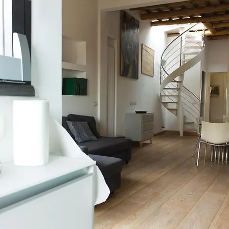 Apartment Stylish Penthouse With Terrace In Trastevere